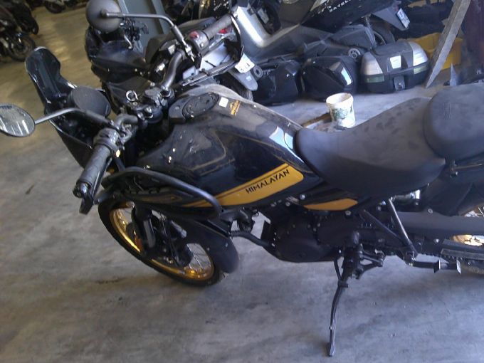 ROYAL ENFIELD HYMALAYAN 400 4