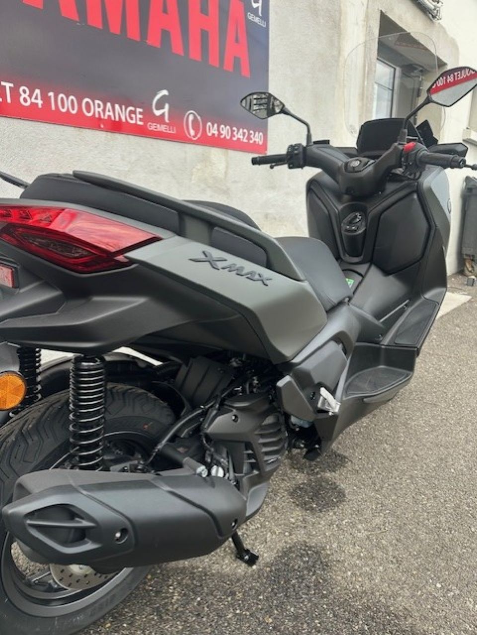 YAMAHA XMAX 125 4