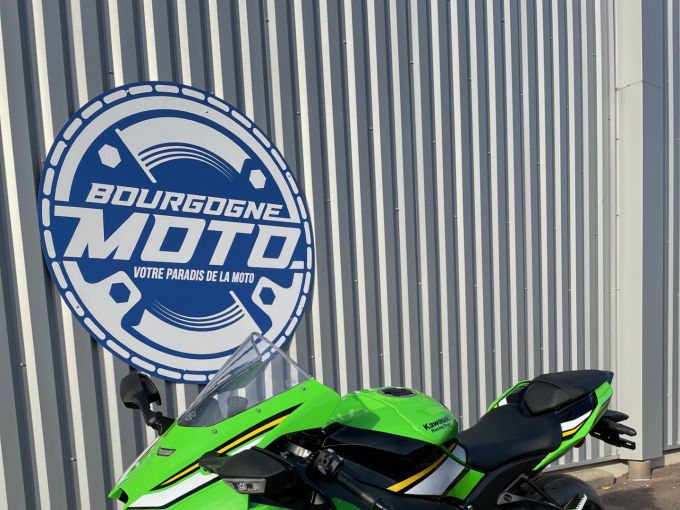 KAWASAKI ZX-10R 4