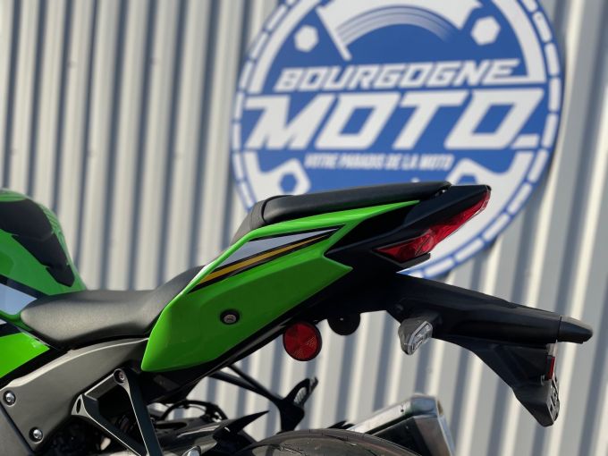 KAWASAKI ZX-10R 4