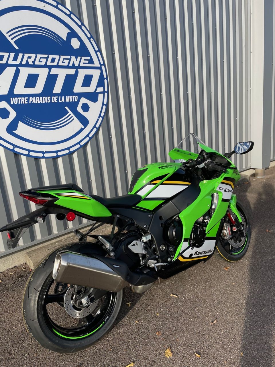 KAWASAKI ZX-10R 4
