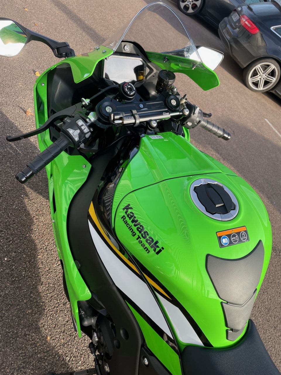 KAWASAKI ZX-10R 4