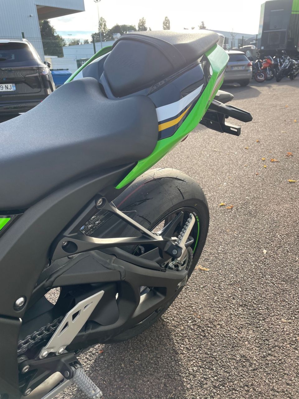 KAWASAKI ZX-10R 4
