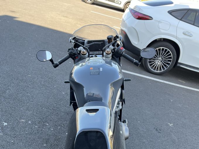 YAMAHA XSR 900 GP 4
