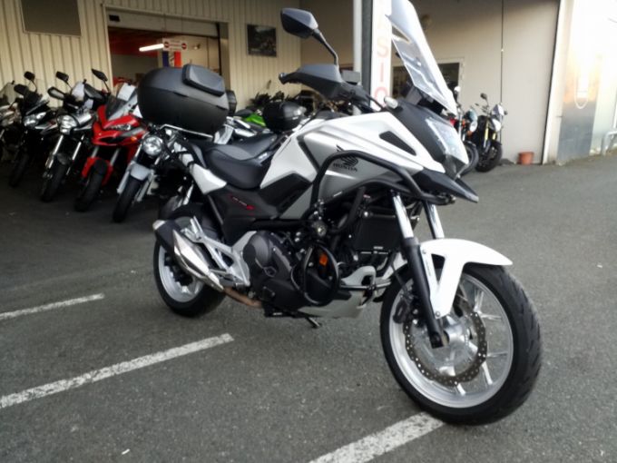 HONDA NC750X 4