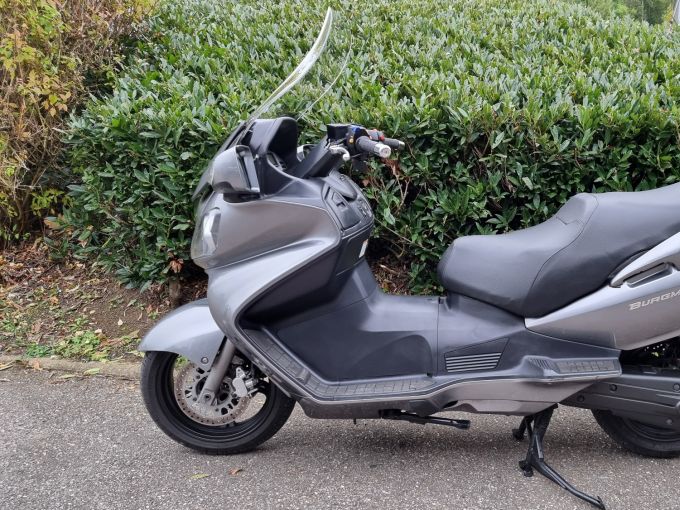 SUZUKI BURGMAN 650 4