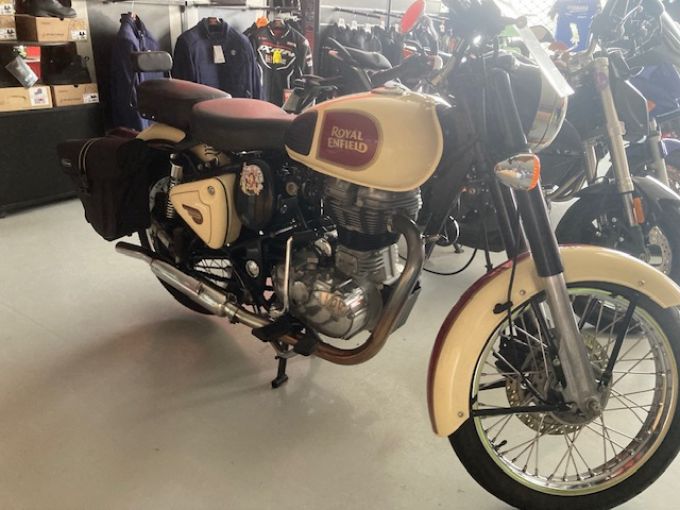 ROYAL ENFIELD BULLET 500 CLASSIC 4