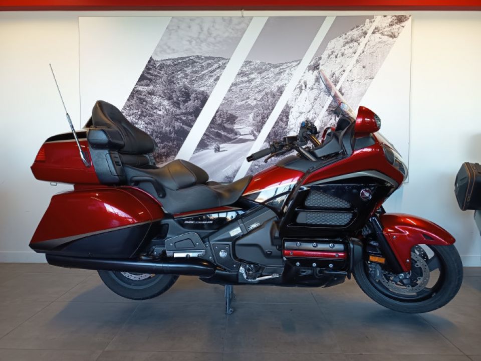 HONDA GOLDWING DELUXE 1800 4