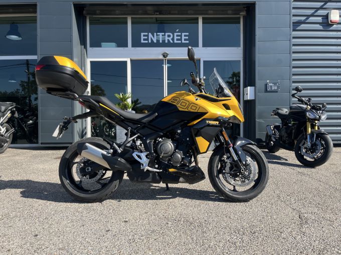 TRIUMPH TIGER 800 4