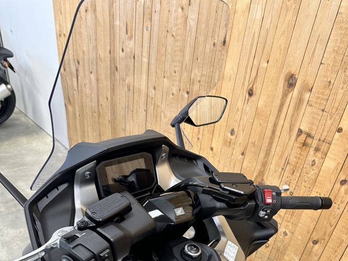 HONDA NSS FORZA 750 4