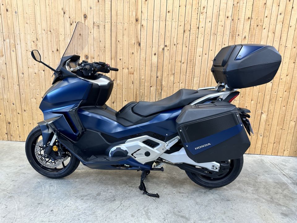 HONDA NSS FORZA 750 4