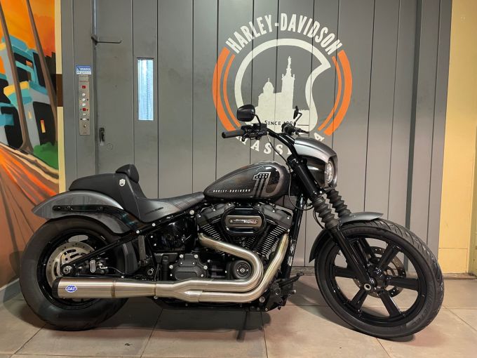 HARLEY-DAVIDSON SOFTAIL STREET BOB 1868 4
