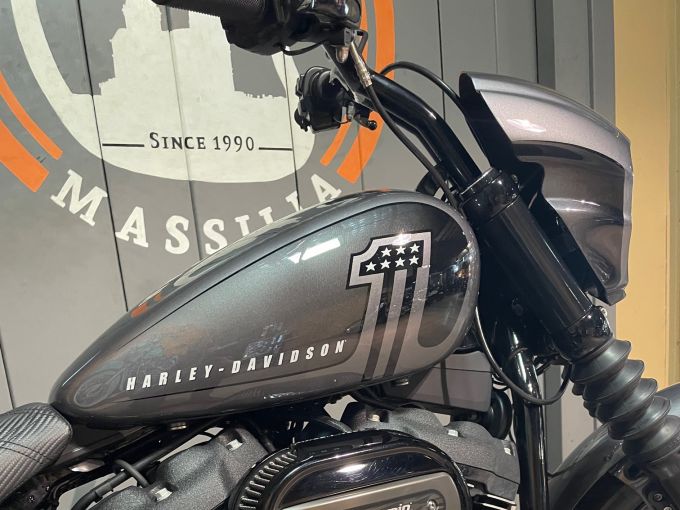 HARLEY-DAVIDSON SOFTAIL STREET BOB 1868 4