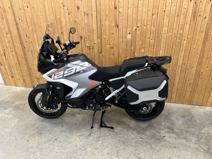 KTM 1290 SUPER ADVENTURE S 4