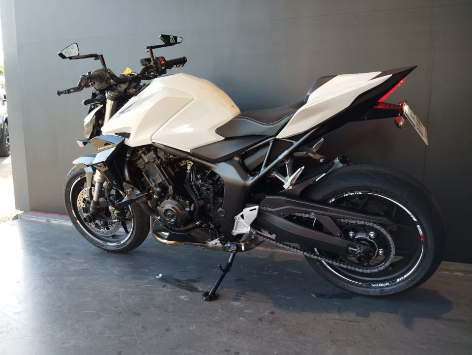 HONDA CB 1000 Hornet 4