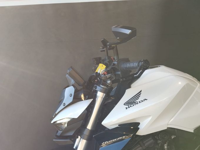 HONDA CB 1000 Hornet 4