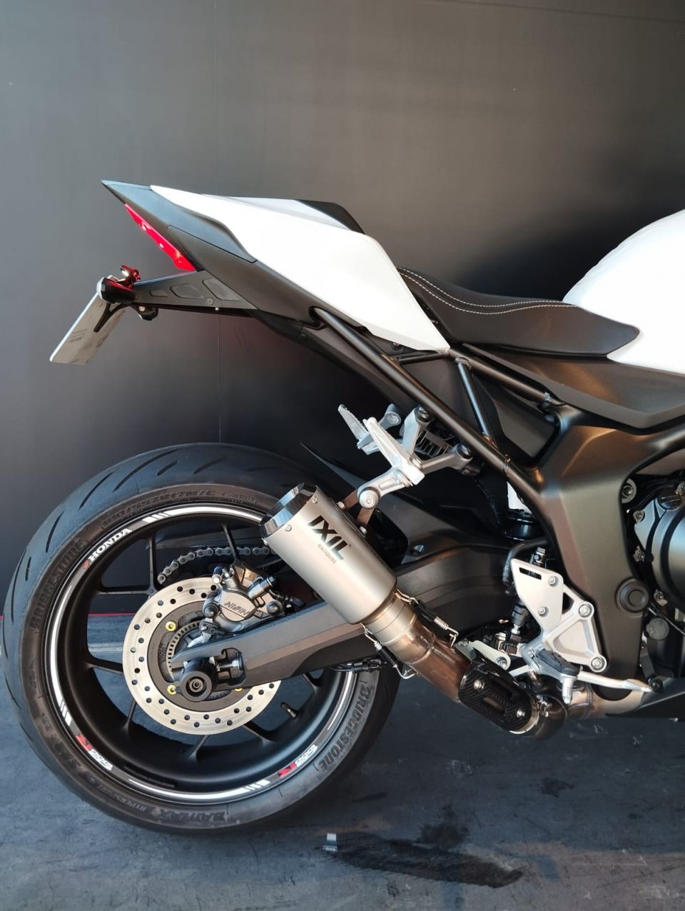 HONDA CB 1000 Hornet 4