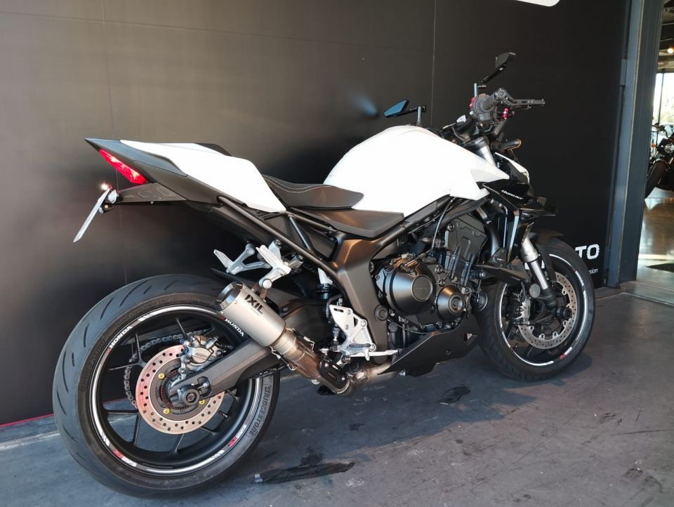 HONDA CB 1000 Hornet 4