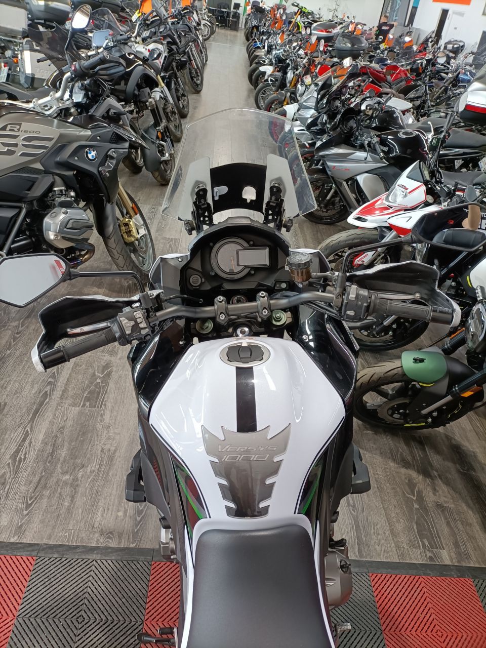 KAWASAKI VERSYS 1000 4