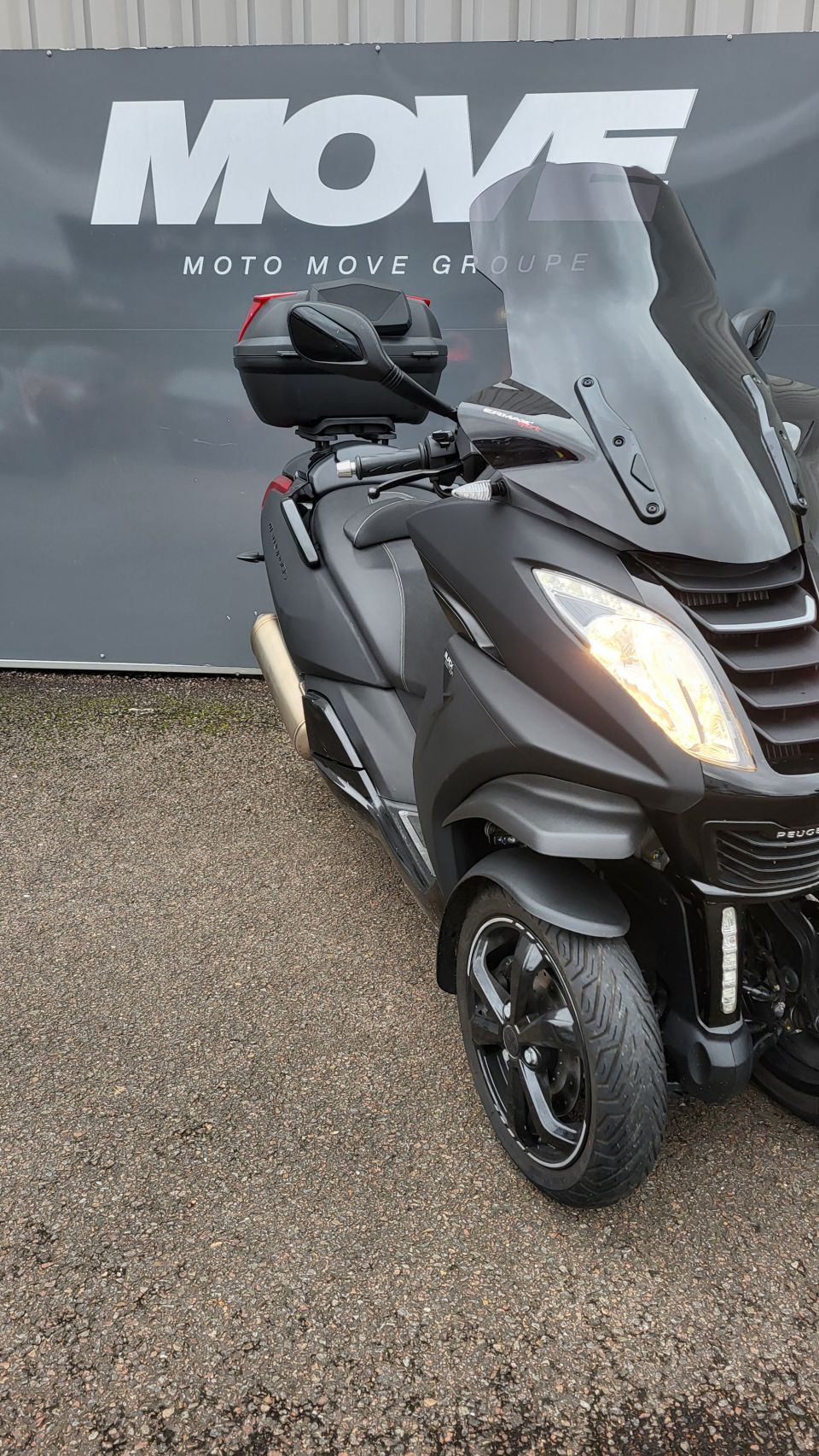 PEUGEOT METROPOLIS 400 4