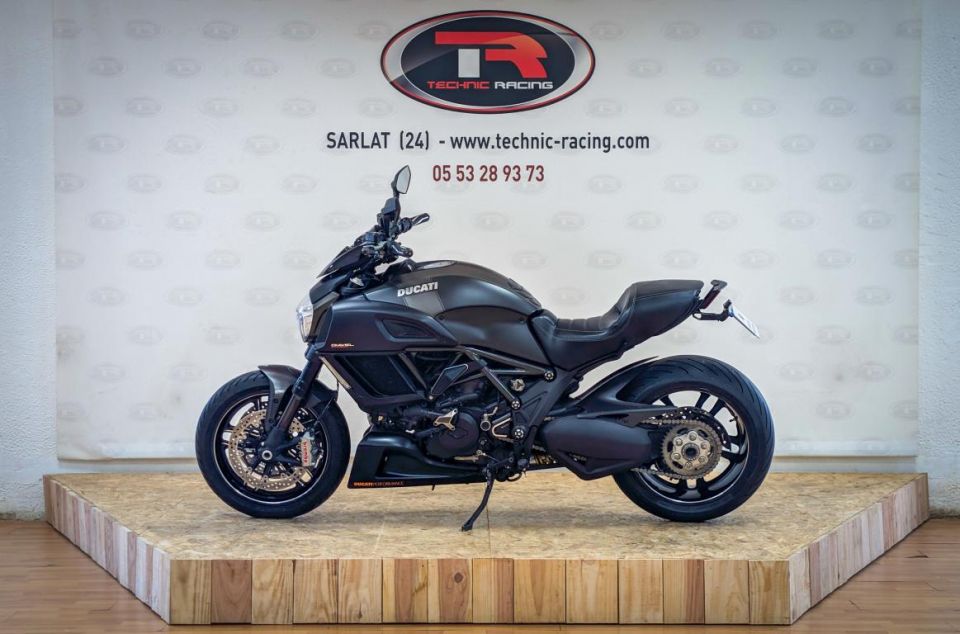 DUCATI DIAVEL 4