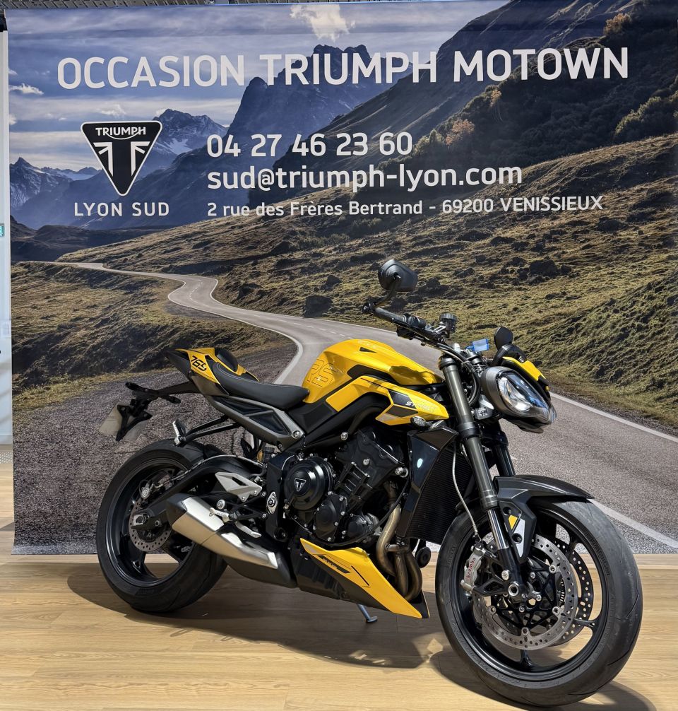 TRIUMPH STREET TRIPLE 765 RS 4