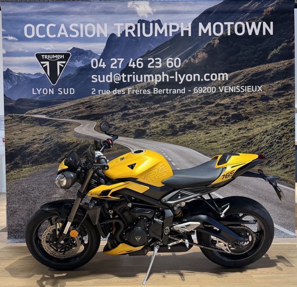 TRIUMPH STREET TRIPLE 765 RS 4