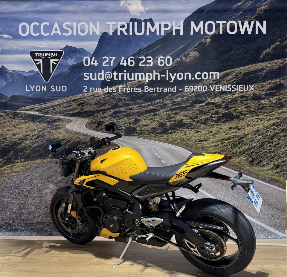 TRIUMPH STREET TRIPLE 765 RS 4