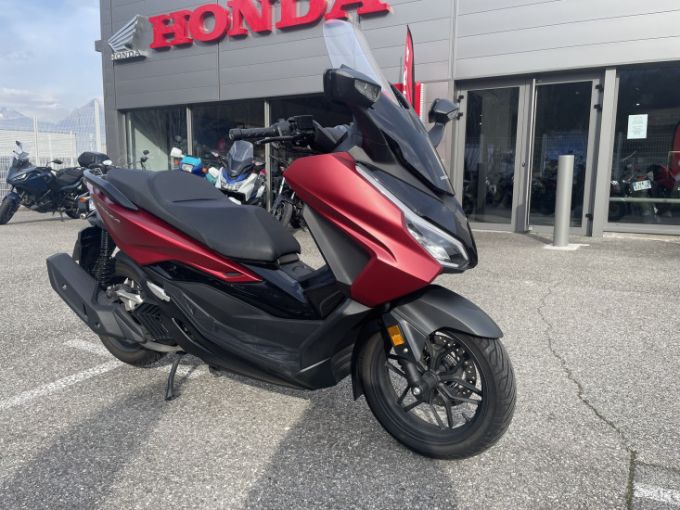 HONDA FORZA 125 ABS 4