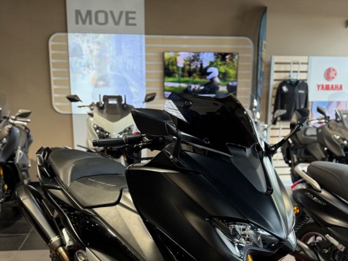 YAMAHA XP T-MAX 560 TECH MAX 4