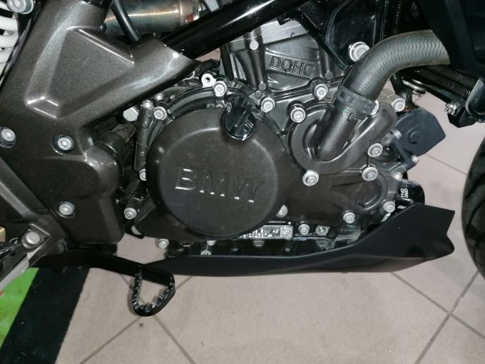 BMW G 310 R 4