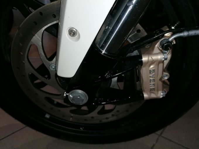 BMW G 310 R 4