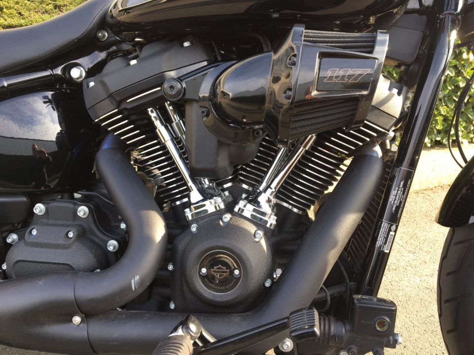 HARLEY-DAVIDSON SOFTAIL LOW RIDER 1923 S 4