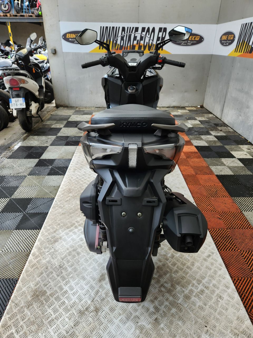 KYMCO DOWNTOWN 350 4