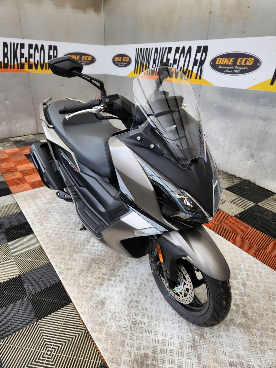 KYMCO DOWNTOWN 350 4