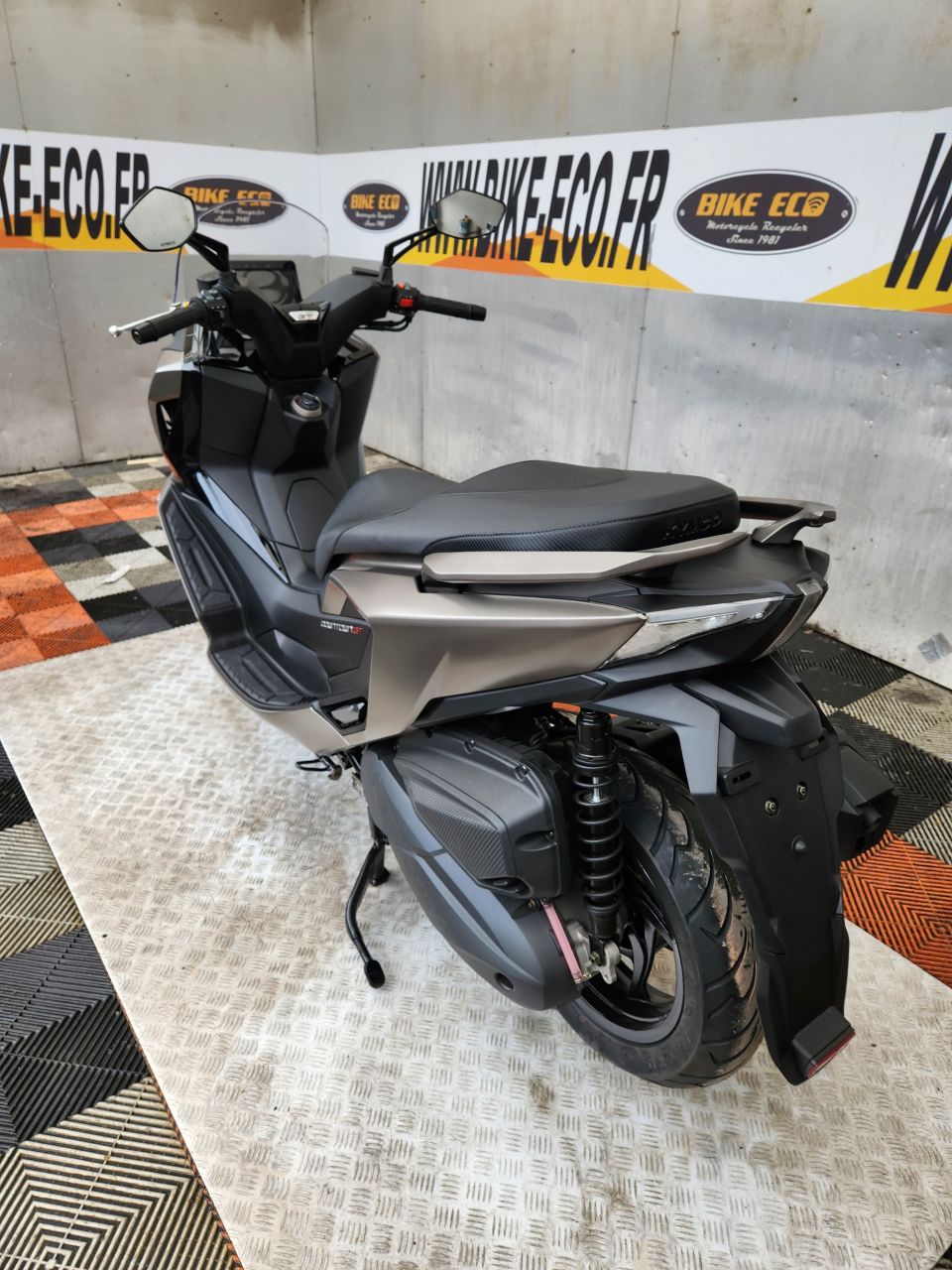 KYMCO DOWNTOWN 350 4