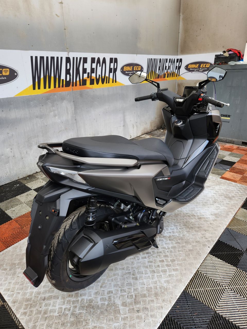 KYMCO DOWNTOWN 350 4