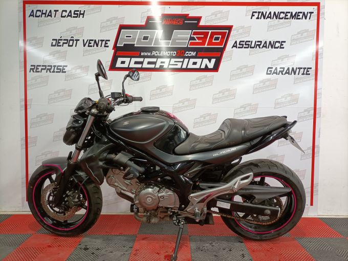 SUZUKI GLADIUS 650 4