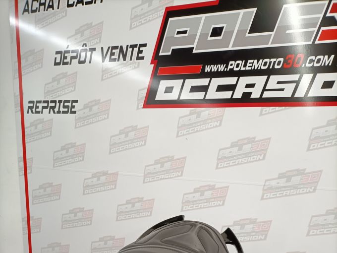 SUZUKI GLADIUS 650 4