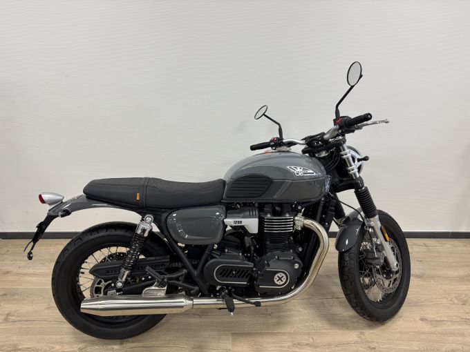 BRIXTON MOTORCYCLES CROMWELL 1200 4