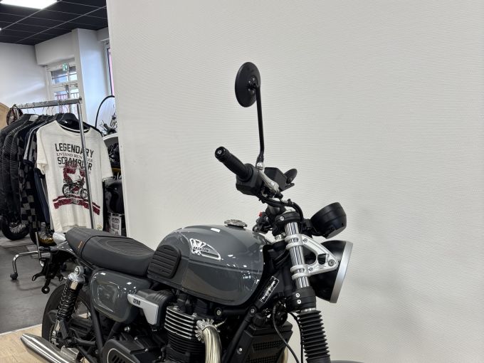 BRIXTON MOTORCYCLES CROMWELL 1200 4