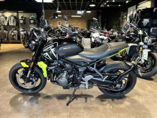 TRIUMPH TRIDENT 660 - 2024