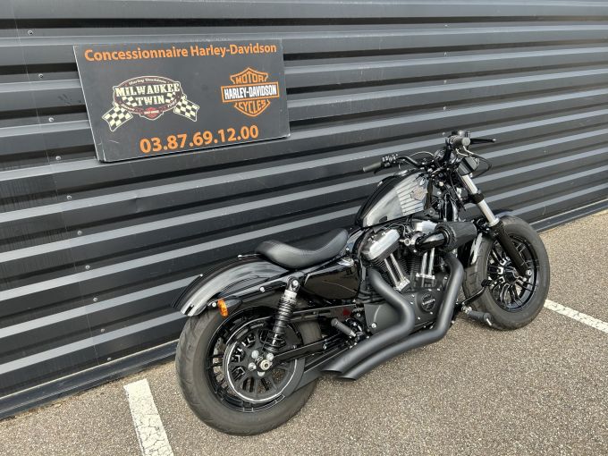 HARLEY-DAVIDSON SPORTSTER FORTY-EIGHT 1200 4