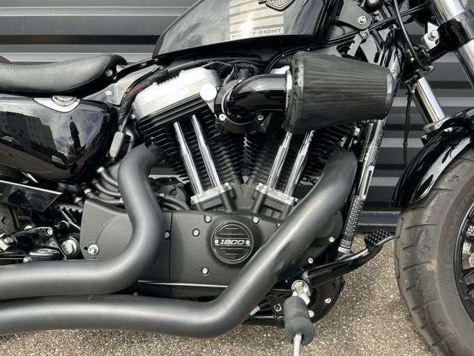 HARLEY-DAVIDSON SPORTSTER FORTY-EIGHT 1200 4