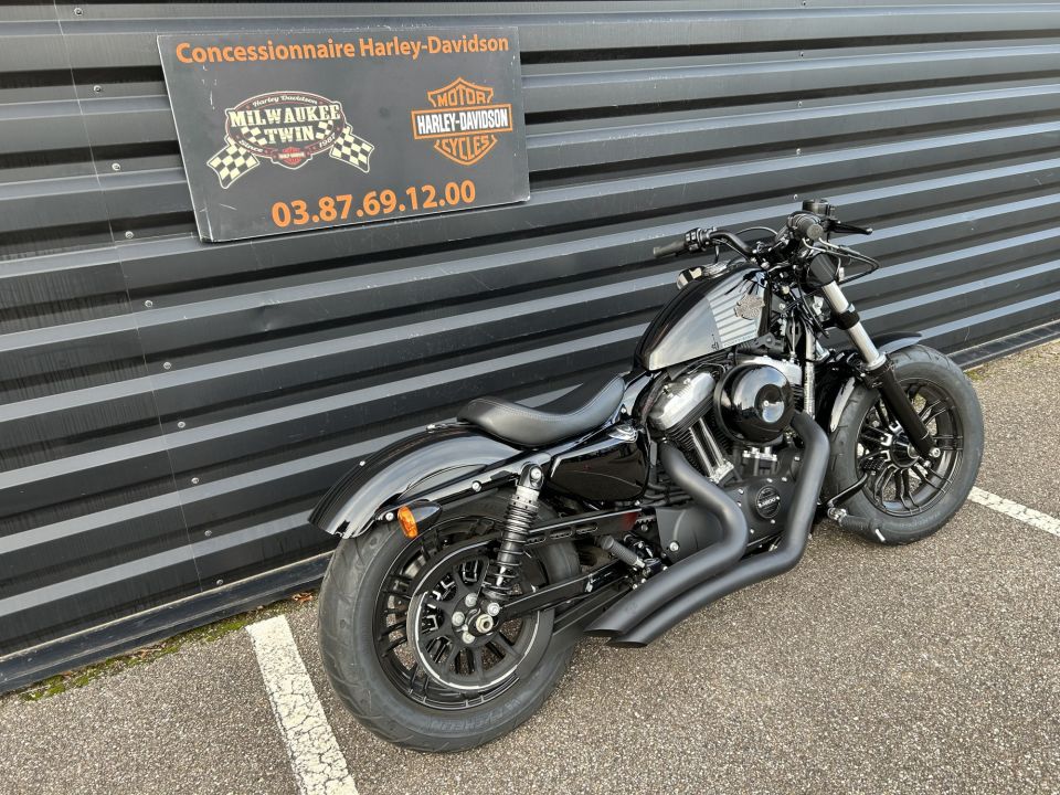 HARLEY-DAVIDSON SPORTSTER FORTY-EIGHT 1200 4