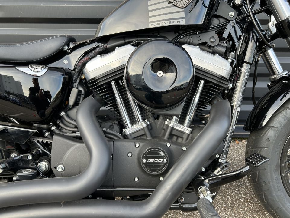 HARLEY-DAVIDSON SPORTSTER FORTY-EIGHT 1200 4