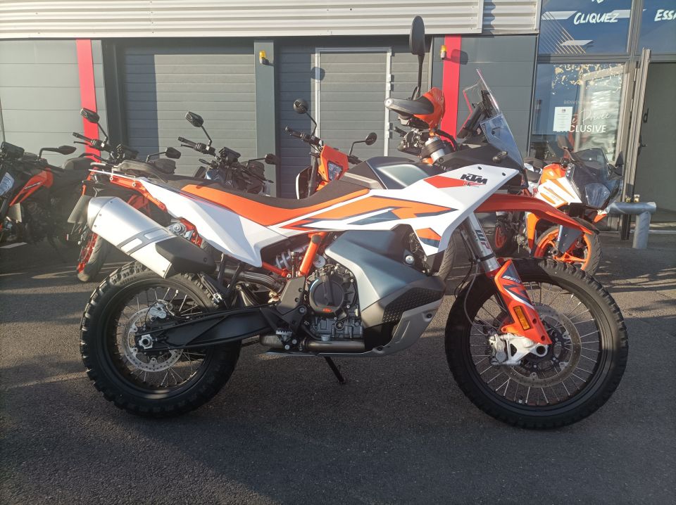 KTM 890 ADVENTURE R 4