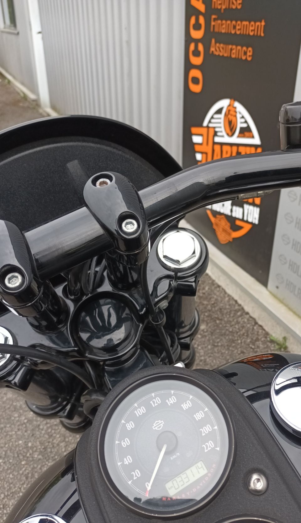 HARLEY-DAVIDSON DYNA LOW RIDER 1800 S 4