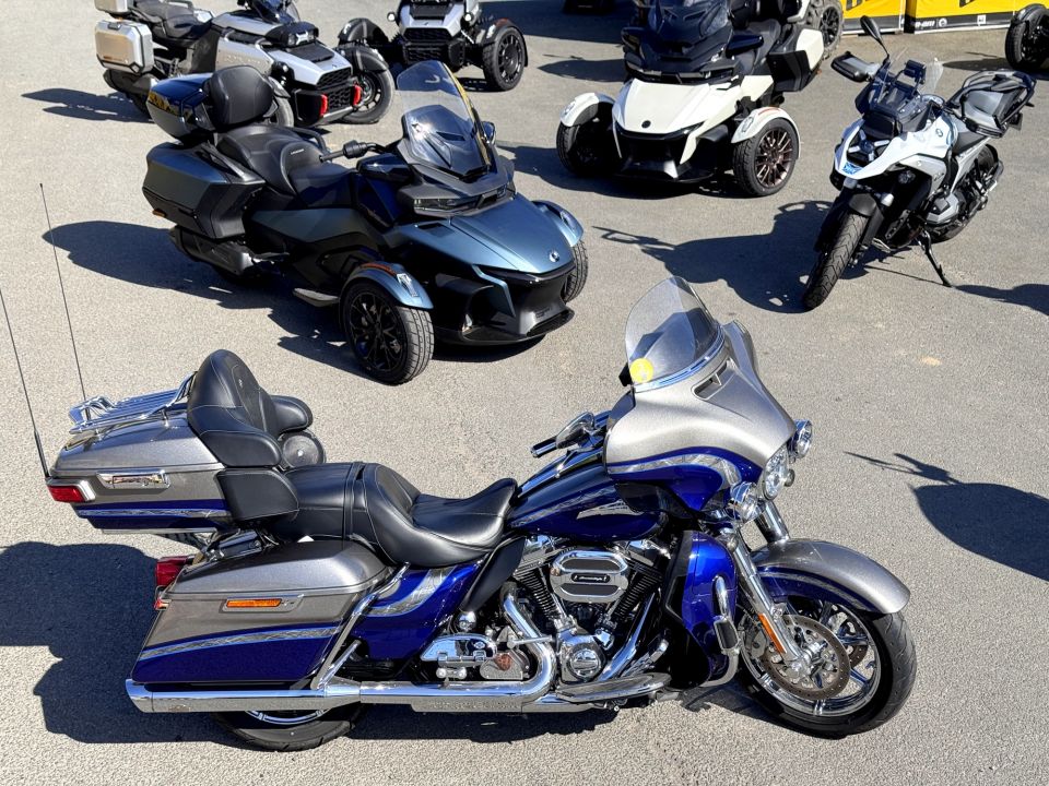 HARLEY-DAVIDSON TOURING ELECTRA GLIDE 1800 ULTRA LIMITED CVO 4