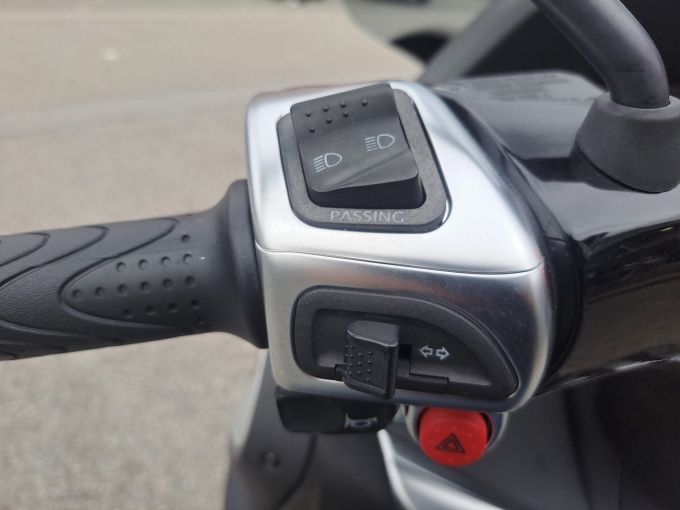 PIAGGIO MP3 500 ABS/ASR 4